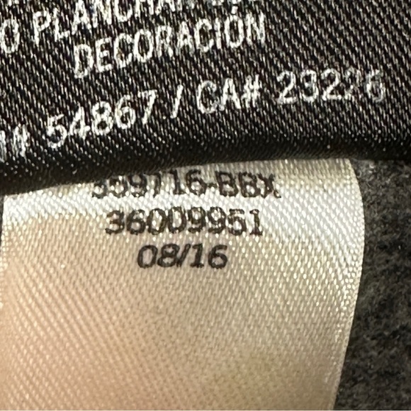 PINK Ultimate 1/2 zip pullover lightweight activewear sweater, size M - Picture 6 of 11